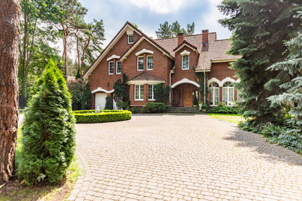 Best Driveway Pavers Near Me  in Mounds, OK